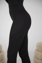 Lucia Leggings image 0